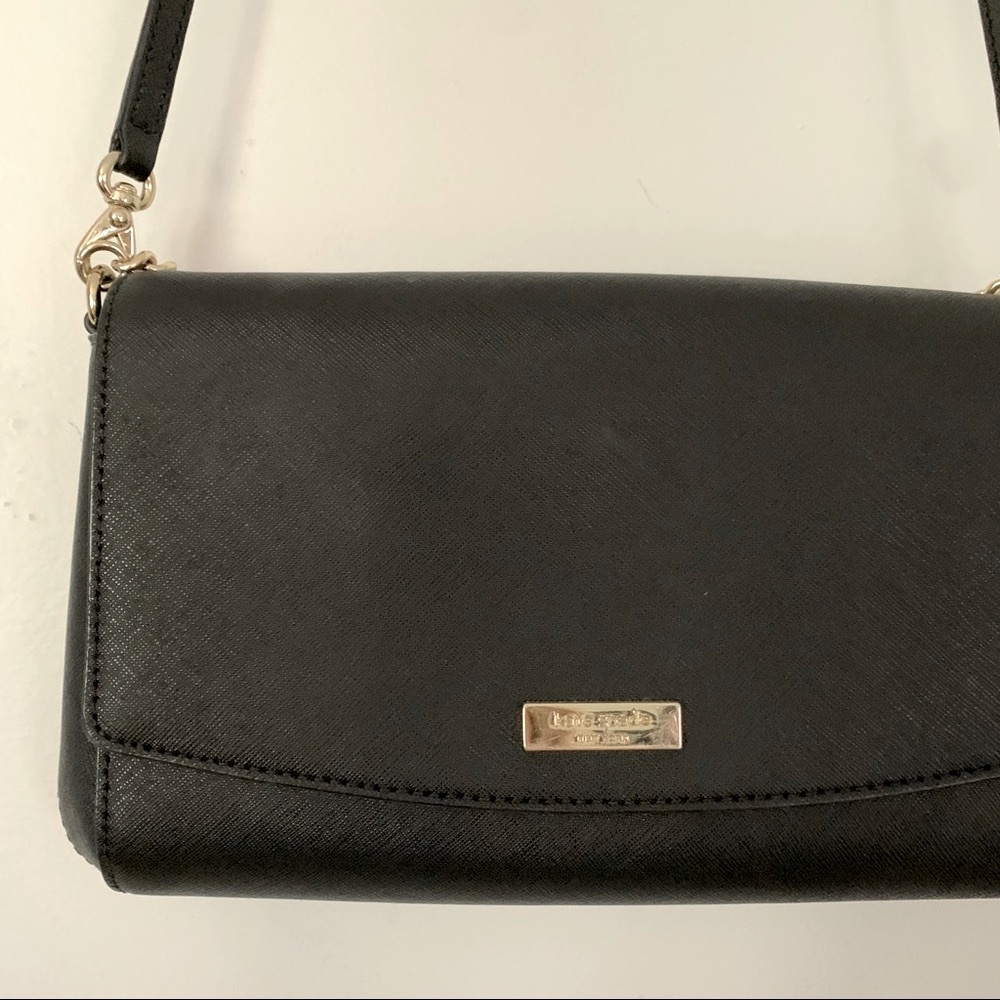 Kate Spade Crossbody Purse with gold chain
